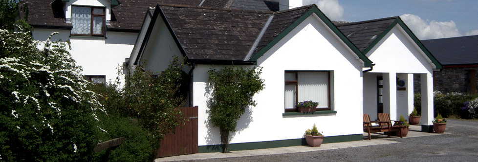 Claremorris B&B - Knock B&B - Farmhouse B&B - Claremorris Bed and Breakfast